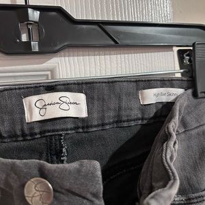 Jessica Simpson Size 2 High Rise Skinny Jeans Gray